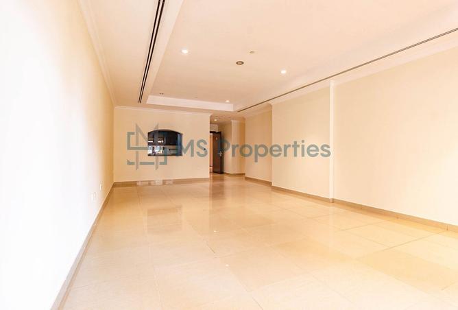 989690 - Property Image 2