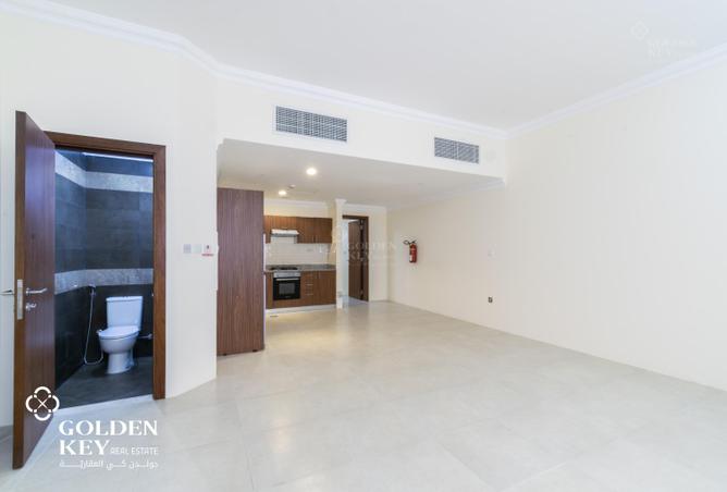 816777 - Property Image 2