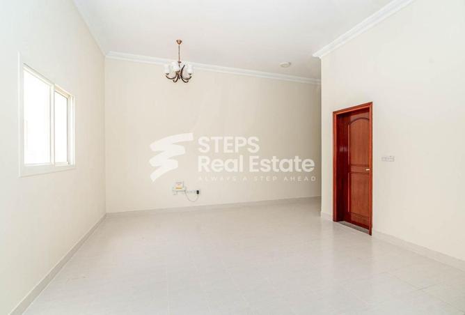 953640 - Property Image 3