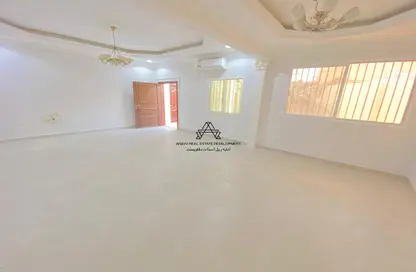 Apartment - 1 Bedroom - 1 Bathroom for rent in Bu Hamour Street - Abu Hamour - Doha