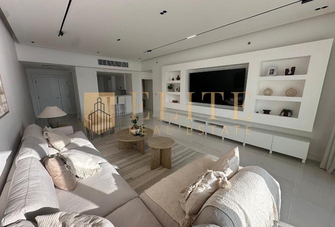 945640 - Property Image 2