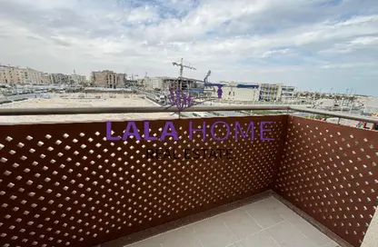 Apartment - 2 Bedrooms - 2 Bathrooms for rent in Artan Residence Apartments Fox Hills 150 - Fox Hills - Lusail