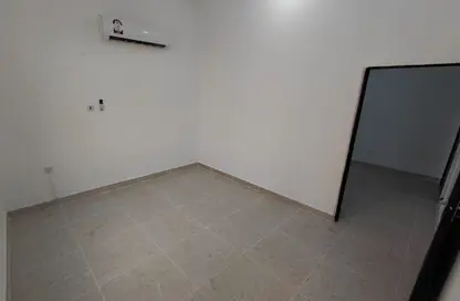 شقة - غرفة نوم - 1 حمام للايجار في شارع النعيجة - غرب الهلال - الهلال - الدوحة