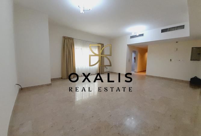 999106 - Property Image 2