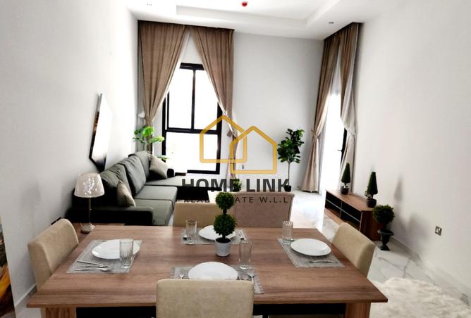 906343 - Property Image 2