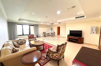 Apartment - 3 Bedrooms - 4 Bathrooms for sale in West Porto Drive - Porto Arabia - The Pearl Island - Doha