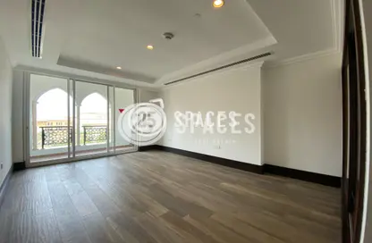Apartment - 1 Bedroom - 2 Bathrooms for rent in Viva West - Viva Bahriyah - The Pearl Island - Doha