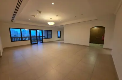 Apartment - 2 Bedrooms - 3 Bathrooms for rent in East Porto Drive - Porto Arabia - The Pearl Island - Doha