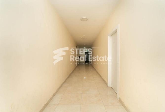 950606 - Property Image 2