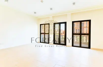 Apartment - 2 Bedrooms - 2 Bathrooms for sale in Carnaval - Qanat Quartier - The Pearl Island - Doha