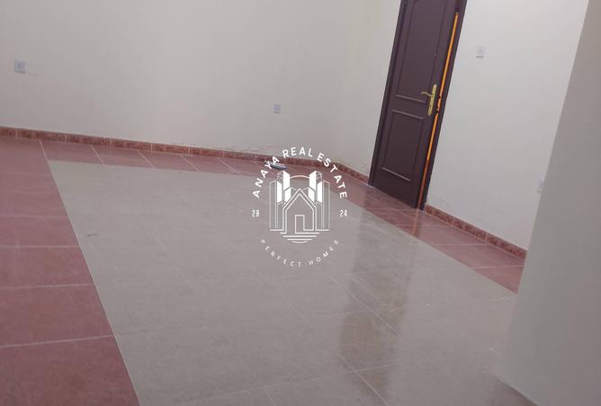 946499 - Property Main Image