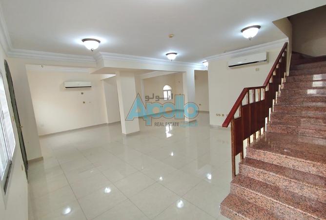 587888 - Property Image 3