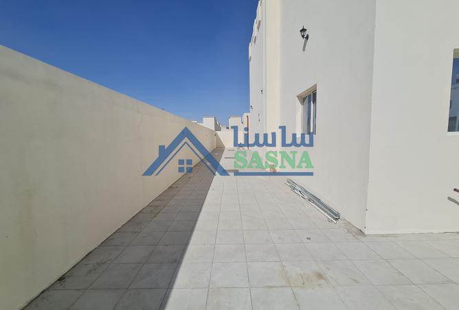 930729 - Property Image 2