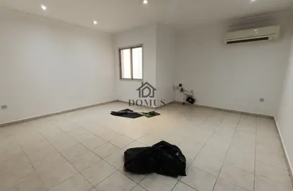 Apartment - 2 Bedrooms - 2 Bathrooms for rent in Banks street - Musheireb - Doha