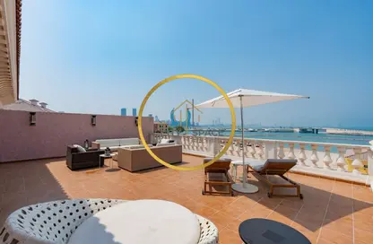 Townhouse - 2 Bedrooms - 4 Bathrooms for sale in Venezia - Qanat Quartier - The Pearl Island - Doha