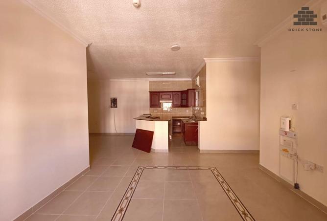 978048 - Property Image 2