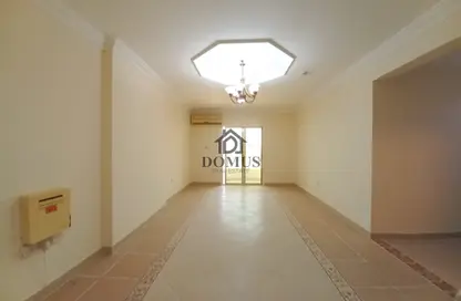 Apartment - 2 Bedrooms - 2 Bathrooms for rent in Ibn Asakir Street - Najma - Doha