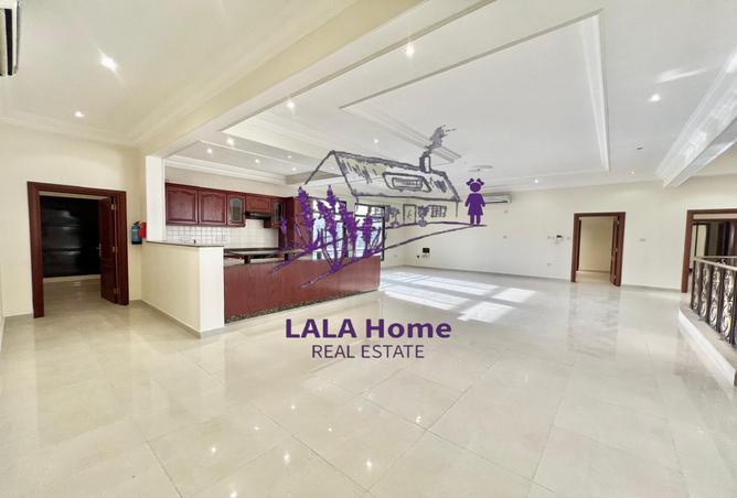 890404 - Property Image 3