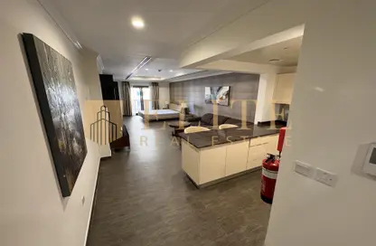 Apartment - Studio - 1 Bathroom for rent in Tower 20 - Porto Arabia - The Pearl Island - Doha