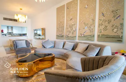 Apartment - 3 Bedrooms - 4 Bathrooms for rent in Viva West - Viva Bahriyah - The Pearl Island - Doha