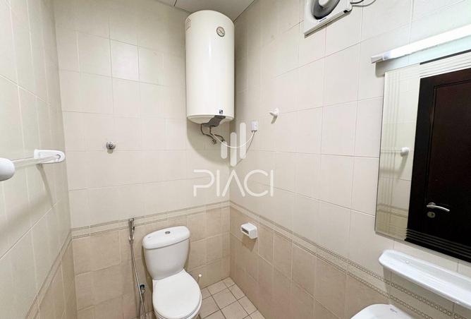976858 - Property Image 3