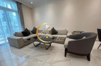 Apartment - 1 Bedroom - 1 Bathroom for rent in The Garden - Floresta Gardens - The Pearl Island - Doha