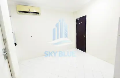Apartment - Studio - 1 Bathroom for rent in Bu Hamour Street - Abu Hamour - Doha