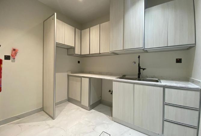 994420 - Property Image 2