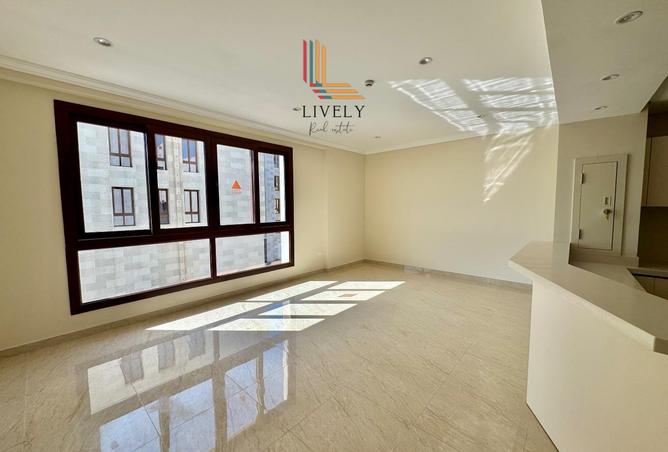 975873 - Property Image 2