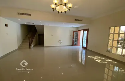 Compound - 4 Bedrooms - 4 Bathrooms for rent in Umm Al Seneem Street - Ain Khaled - Doha