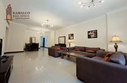 Apartment - 2 Bedrooms - 2 Bathrooms for rent in Al Sadd - Doha