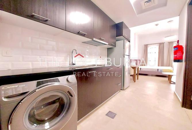 967801 - Property Image 3