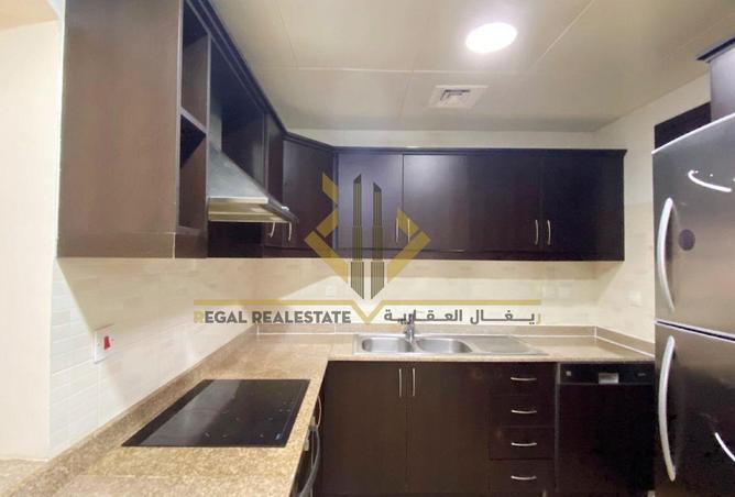 930300 - Property Image 3
