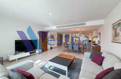 Apartment - 3 Bedrooms - 5 Bathrooms for rent in Viva East - Viva Bahriyah - The Pearl Island - Doha