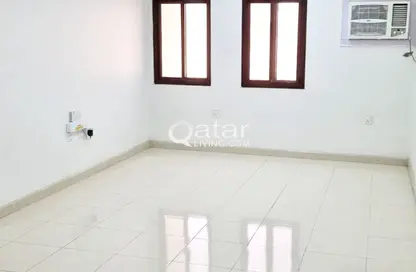 Apartment - 2 Bedrooms - 1 Bathroom for rent in Old Airport Road - Doha
