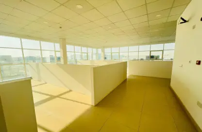Empty Room image for: Warehouse - Studio - 6 Bathrooms for rent in Birkat Al Awamer - Al Wakra, Image 1