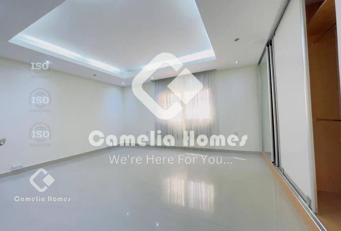 952847 - Property Image 3