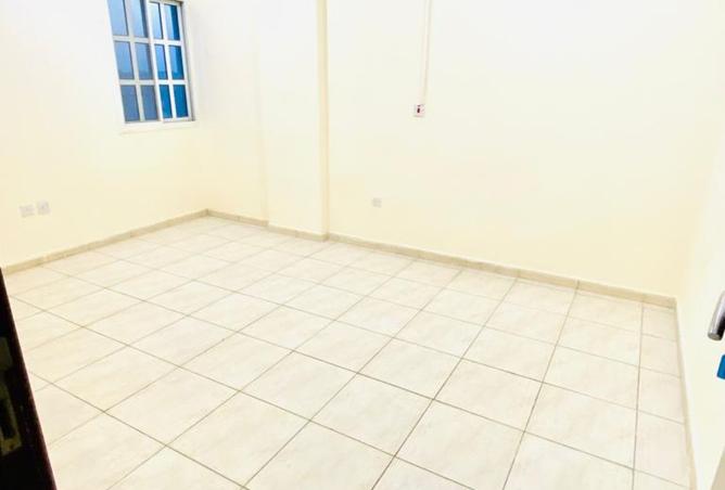 965216 - Property Image 3