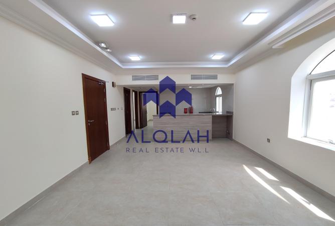 937892 - Property Image 2