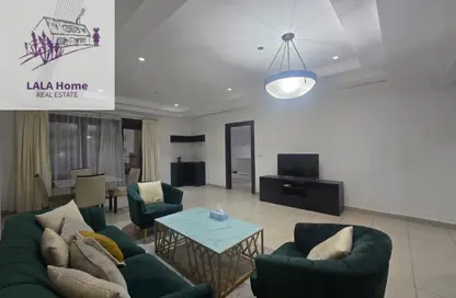 Apartment - 1 Bedroom - 2 Bathrooms for rent in West Porto Drive - Porto Arabia - The Pearl Island - Doha