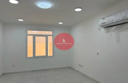 Empty Room image for: Apartment - 1 Bedroom - 1 Bathroom for rent in Al Wakra - Al Wakra - Al Wakrah - Al Wakra, Image 1