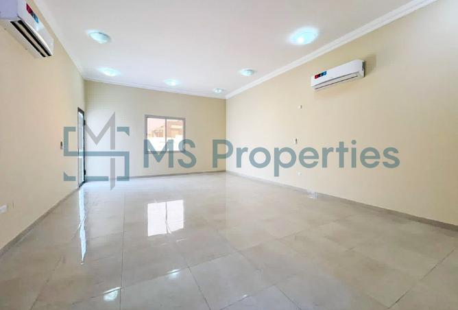 968905 - Property Main Image