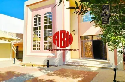 Villa - 4 Bedrooms - 6 Bathrooms for rent in Barzan Compound - New Salata - Salata - Doha