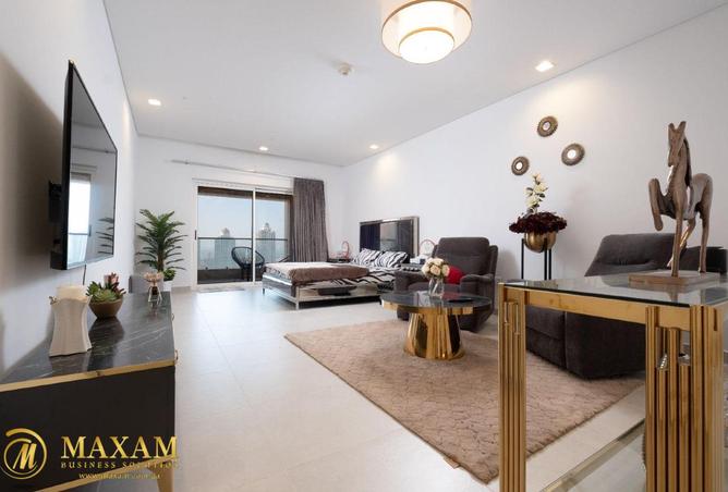 907413 - Property Image 2