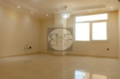 Apartment - 2 Bedrooms - 2 Bathrooms for rent in Fereej Bin Mahmoud South - Fereej Bin Mahmoud - Doha