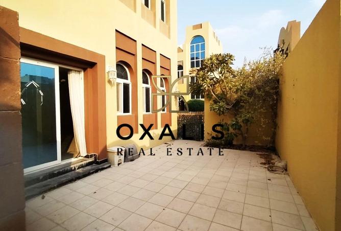 985376 - Property Image 2