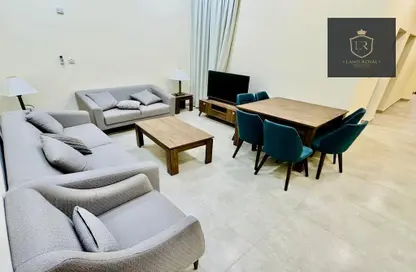 Living / Dining Room image for: Villa for rent in Al Sakhama - Doha, Image 1