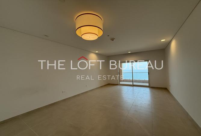 921490 - Property Image 2