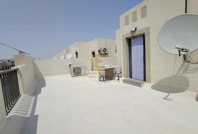 936981 - Property Image 2