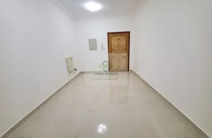 Apartment - 2 Bedrooms - 1 Bathroom for rent in Aabdullah Bin Sultan Al Thani - C-Ring Road - Al Sadd - Doha
